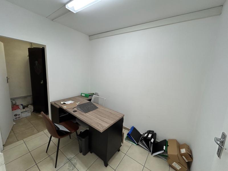 To Let commercial Property for Rent in Airport Park Gauteng