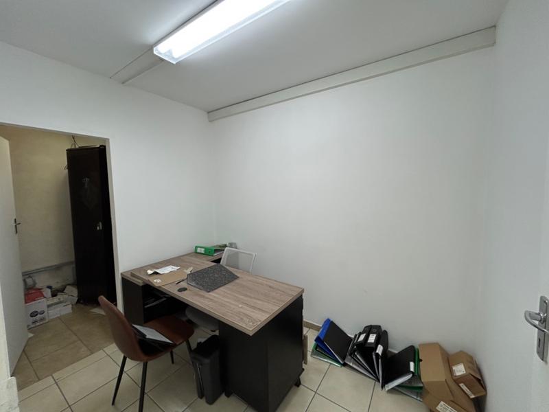 To Let commercial Property for Rent in Airport Park Gauteng