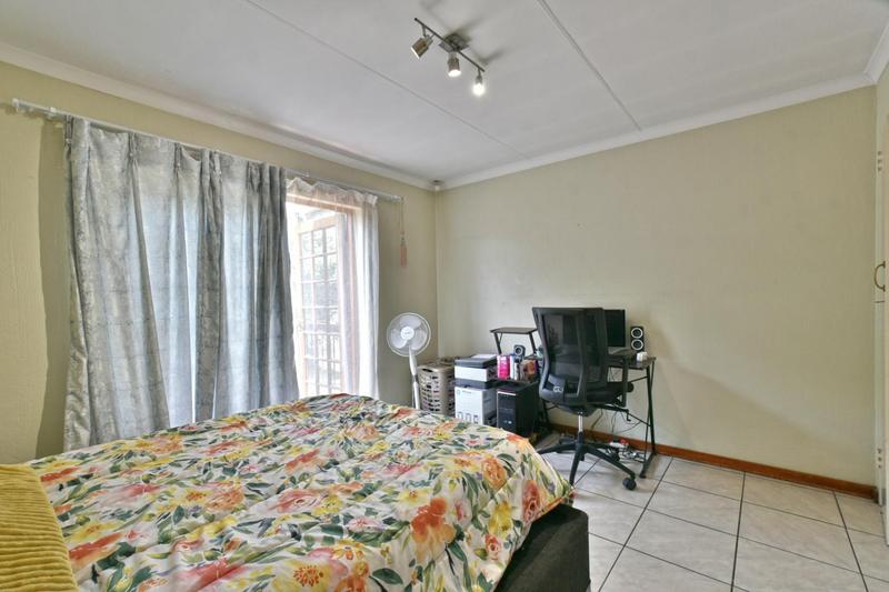 2 Bedroom Property for Sale in Morningside Gauteng