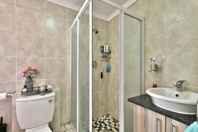 2 Bedroom Property for Sale in Morningside Gauteng
