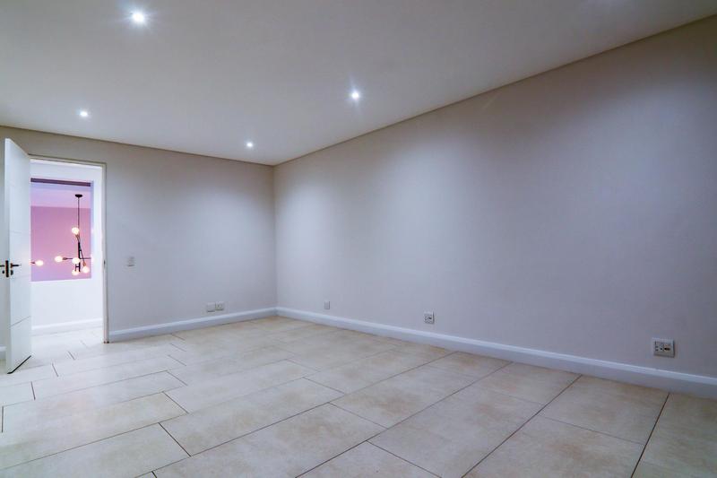 To Let 4 Bedroom Property for Rent in Morningside Gauteng