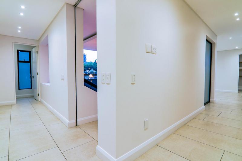 To Let 4 Bedroom Property for Rent in Morningside Gauteng