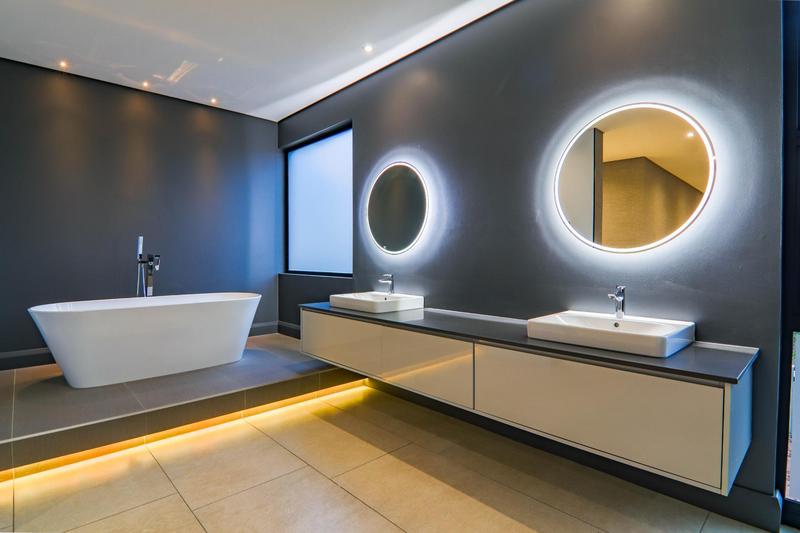 To Let 4 Bedroom Property for Rent in Morningside Gauteng