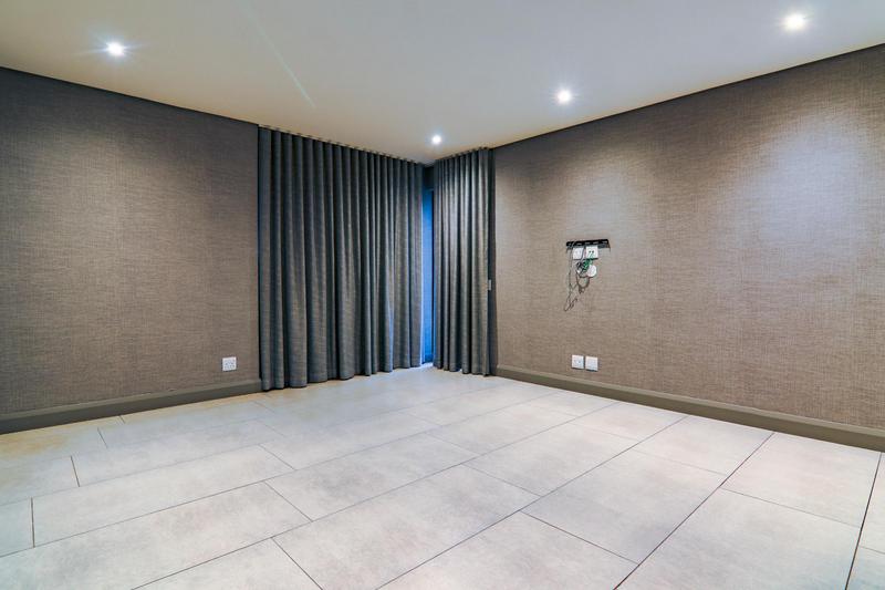 To Let 4 Bedroom Property for Rent in Morningside Gauteng