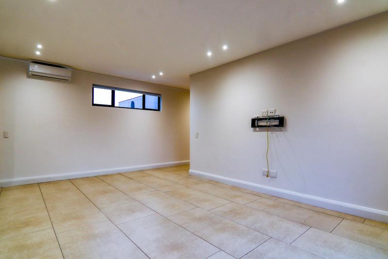 To Let 4 Bedroom Property for Rent in Morningside Gauteng