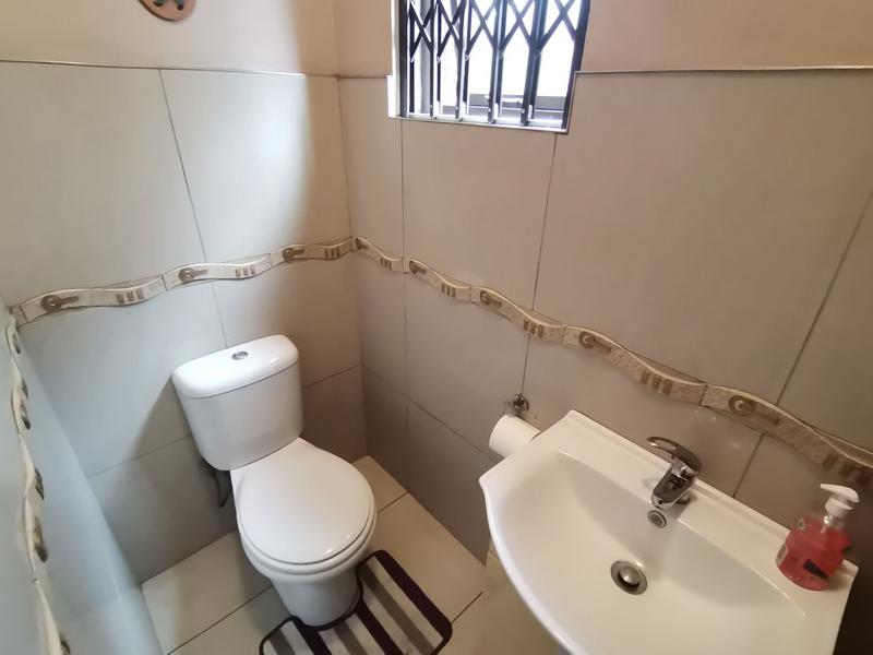 4 Bedroom Property for Sale in Vanderbijlpark SW 5 Gauteng