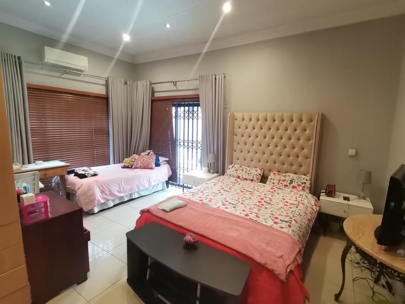 4 Bedroom Property for Sale in Vanderbijlpark SW 5 Gauteng