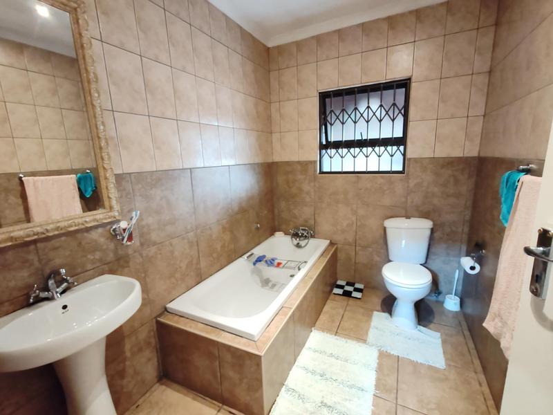 3 Bedroom Property for Sale in Kookrus Gauteng