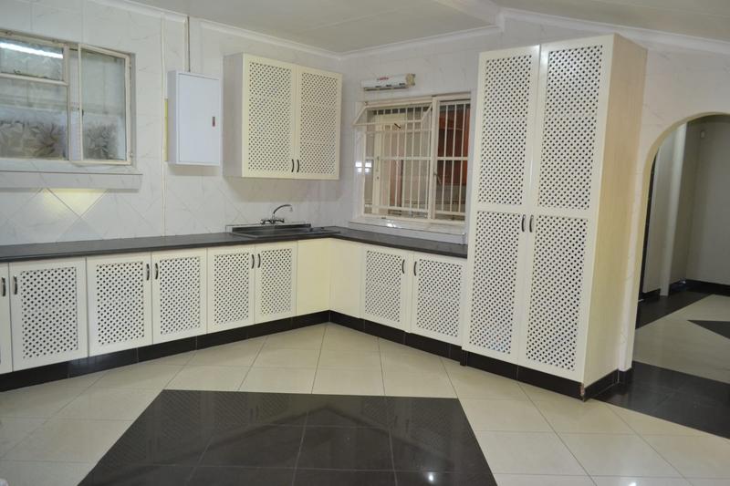 6 Bedroom Property for Sale in Three Rivers Gauteng