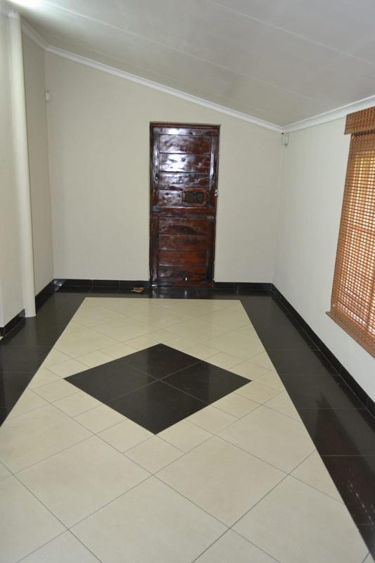 6 Bedroom Property for Sale in Three Rivers Gauteng