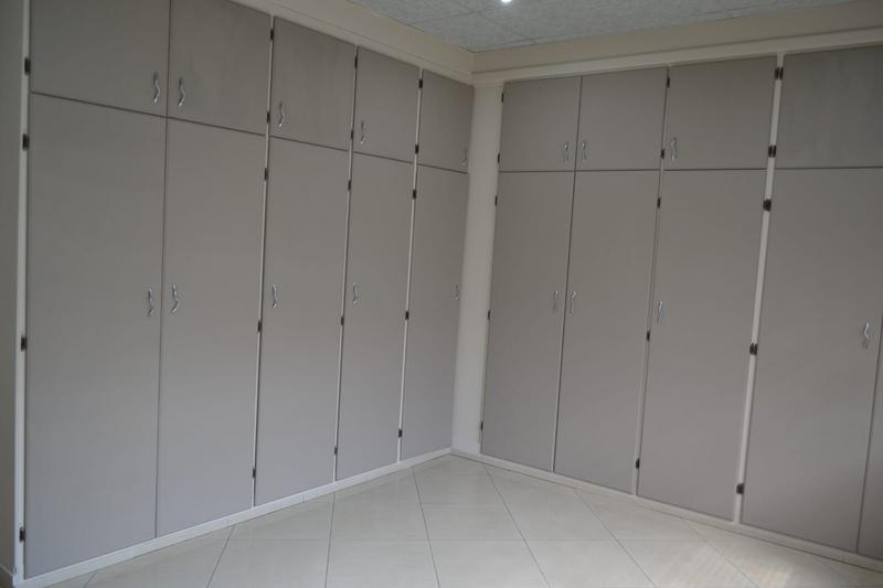 6 Bedroom Property for Sale in Three Rivers Gauteng