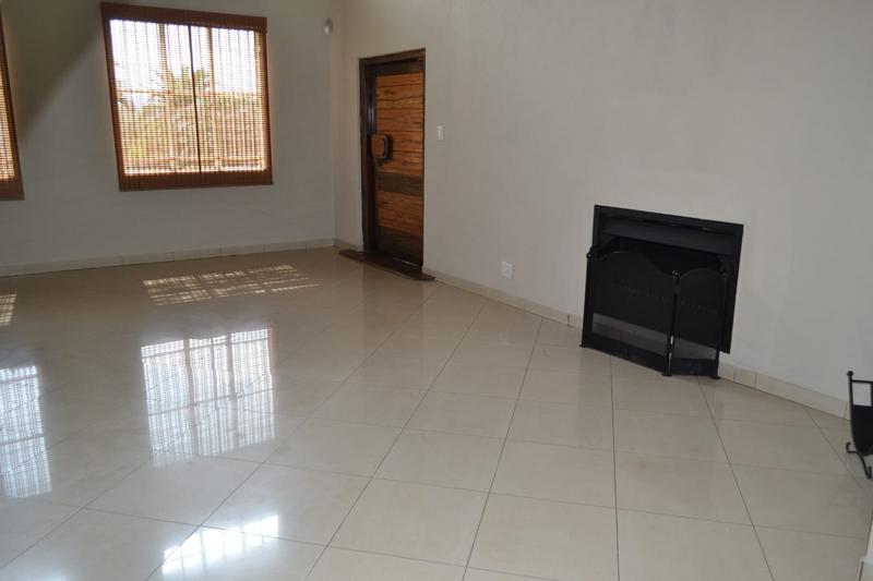 6 Bedroom Property for Sale in Three Rivers Gauteng