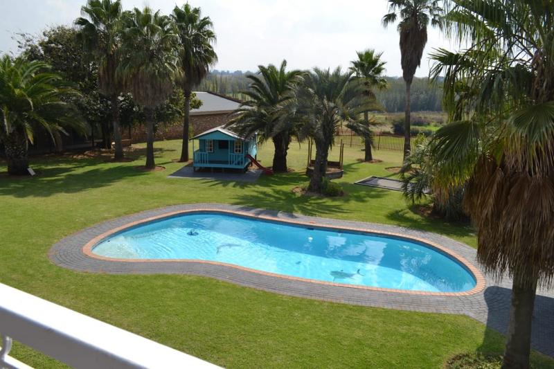 6 Bedroom Property for Sale in Three Rivers Gauteng