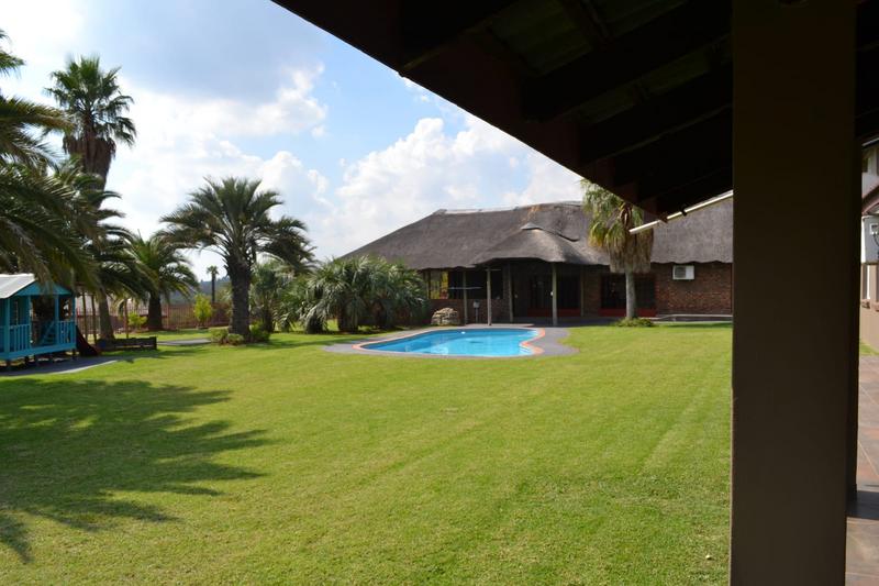 6 Bedroom Property for Sale in Three Rivers Gauteng