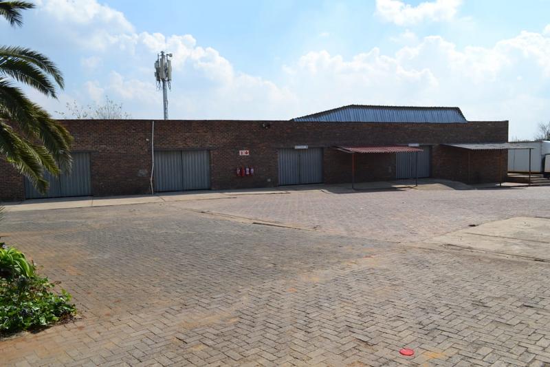 6 Bedroom Property for Sale in Three Rivers Gauteng