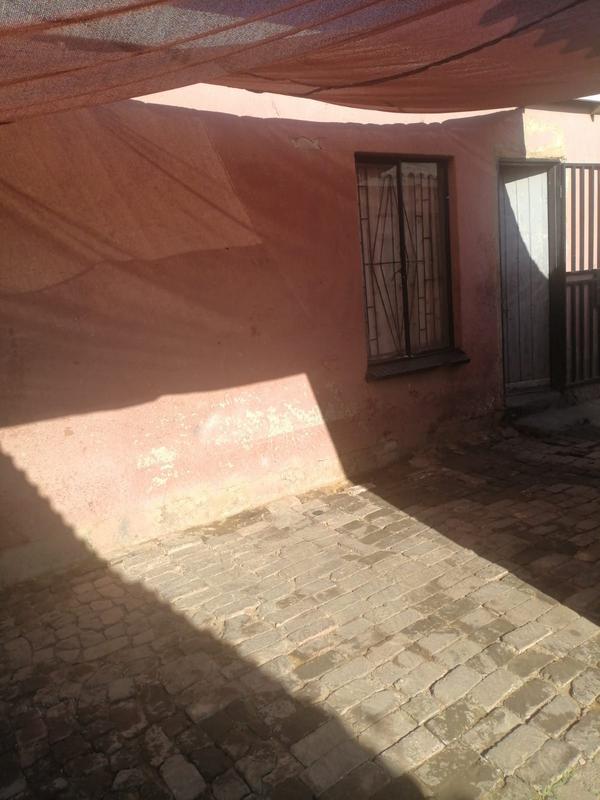 10 Bedroom Property for Sale in Ibaxa Gauteng