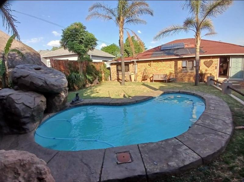 3 Bedroom Property for Sale in Gerdview Gauteng