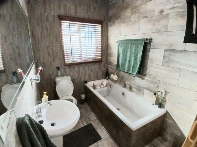 3 Bedroom Property for Sale in Gerdview Gauteng