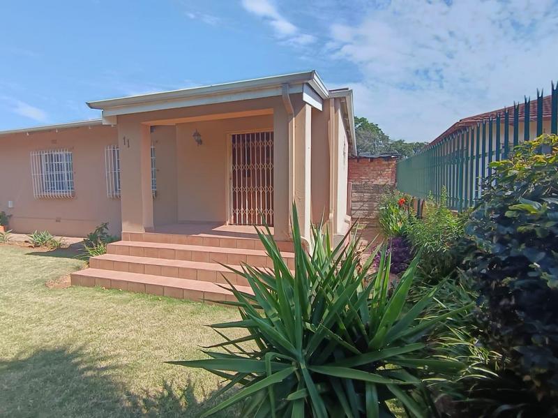 6 Bedroom Property for Sale in Primrose Gauteng