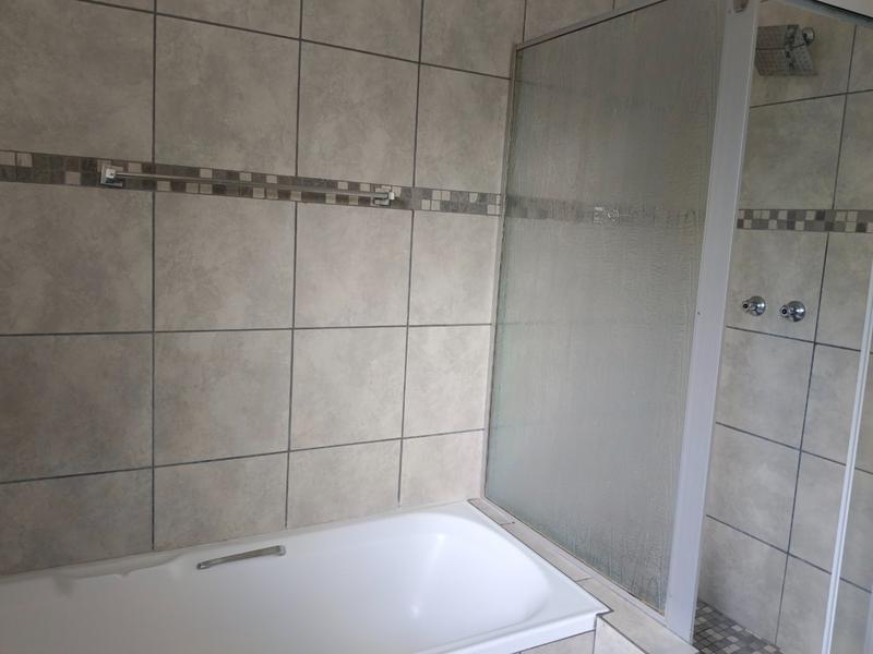 To Let 2 Bedroom Property for Rent in Craigavon Gauteng