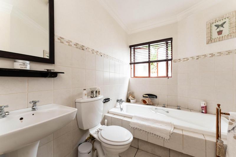 3 Bedroom Property for Sale in Lonehill Gauteng