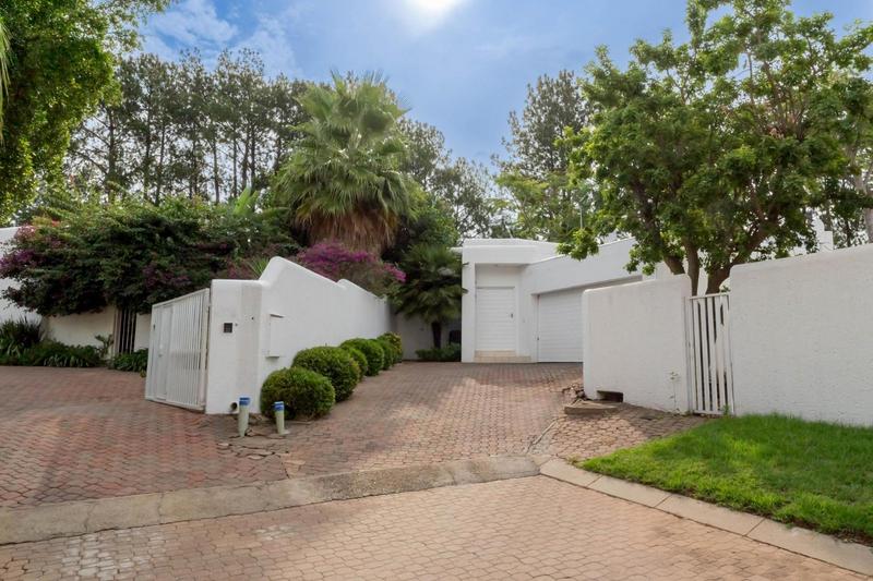 3 Bedroom Property for Sale in Lonehill Gauteng