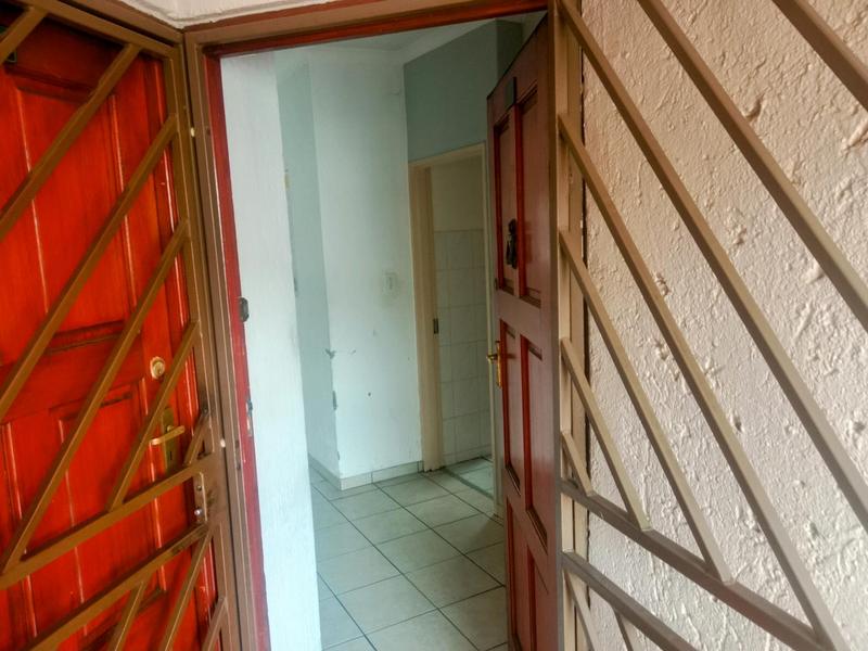 1 Bedroom Property for Sale in Bedfordview Gauteng