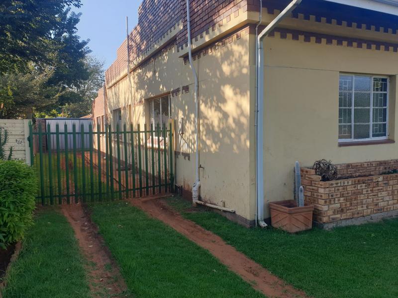 To Let 3 Bedroom Property for Rent in Brenthurst Gauteng
