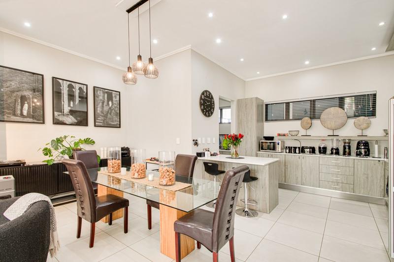 To Let 3 Bedroom Property for Rent in Morningside Gauteng