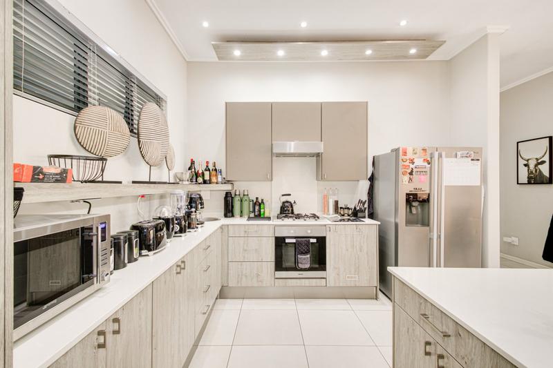 To Let 3 Bedroom Property for Rent in Morningside Gauteng