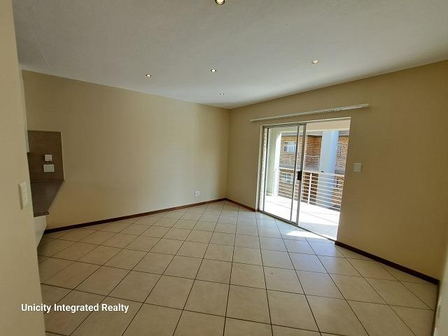 2 Bedroom Property for Sale in Stone Ridge Gauteng