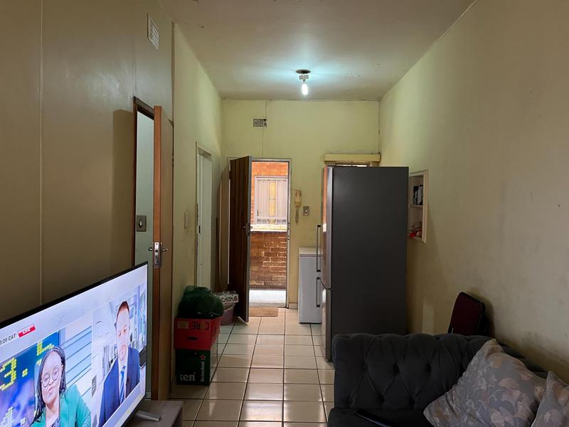 1 Bedroom Property for Sale in Sunnyside Gauteng