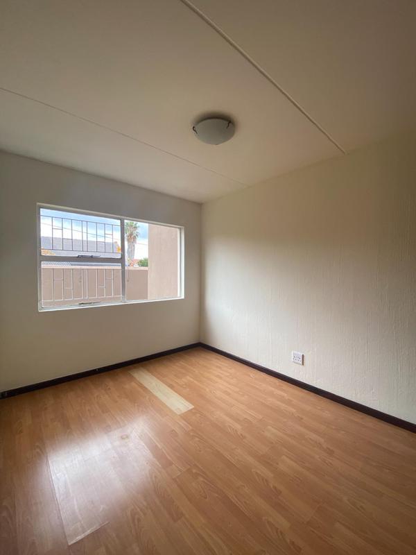 2 Bedroom Property for Sale in Vorna Valley Gauteng
