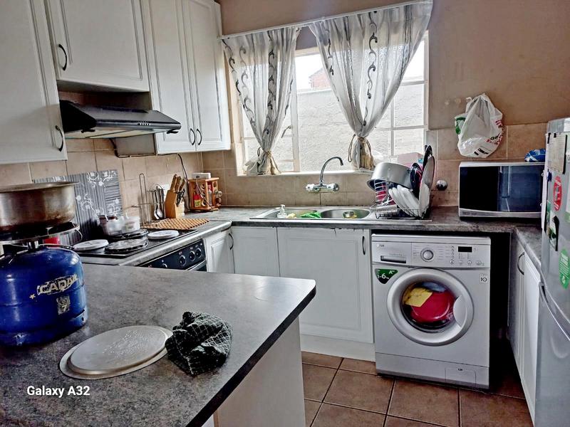 2 Bedroom Property for Sale in Terenure Gauteng