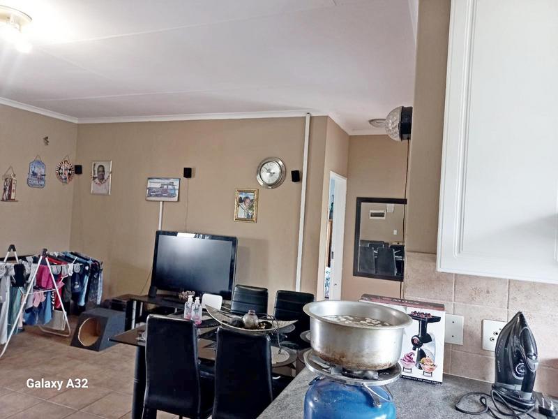 2 Bedroom Property for Sale in Terenure Gauteng