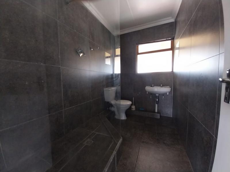 2 Bedroom Property for Sale in Sundowner Gauteng
