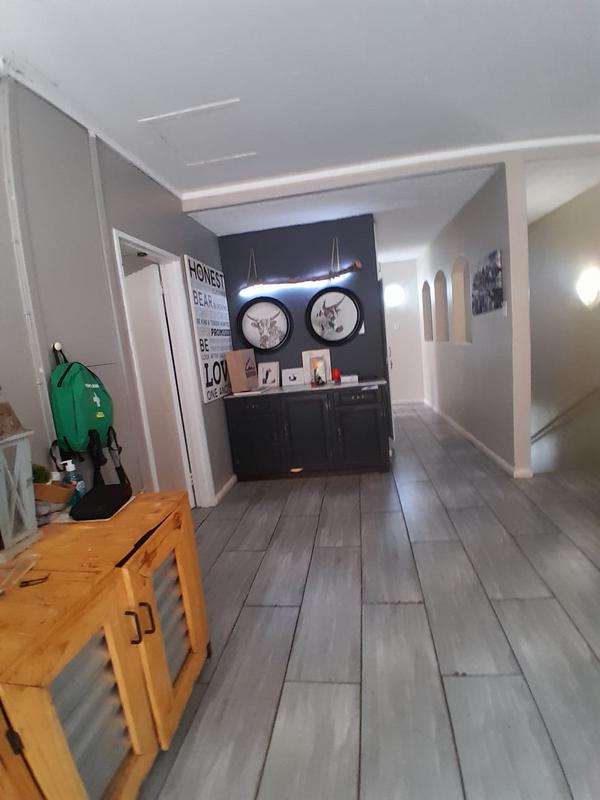 4 Bedroom Property for Sale in Murrayfield Gauteng