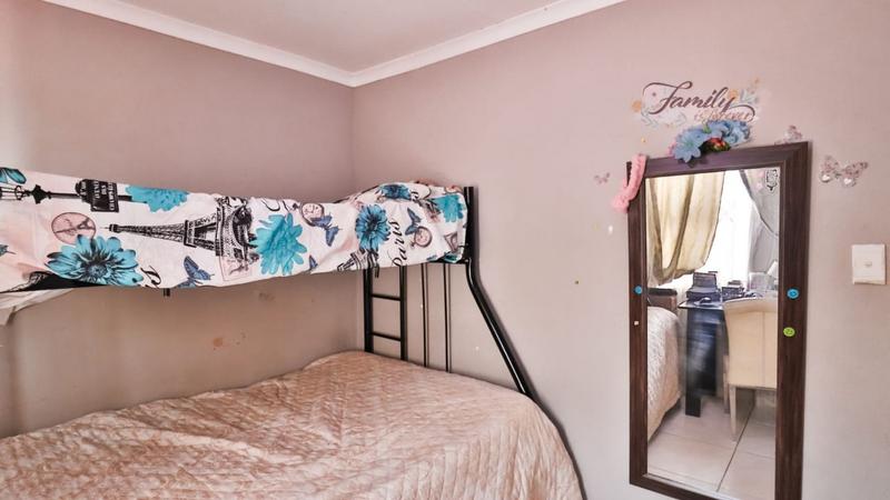 3 Bedroom Property for Sale in Blue Hills Gauteng