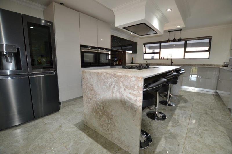 To Let 5 Bedroom Property for Rent in Copperleaf Estate Gauteng