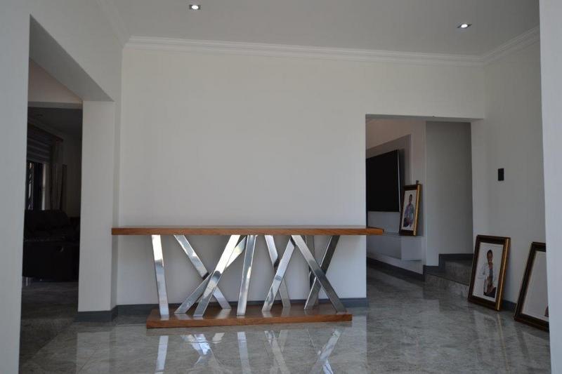 To Let 5 Bedroom Property for Rent in Copperleaf Estate Gauteng