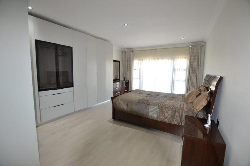 To Let 5 Bedroom Property for Rent in Copperleaf Estate Gauteng