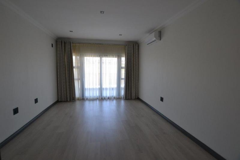 To Let 5 Bedroom Property for Rent in Copperleaf Estate Gauteng