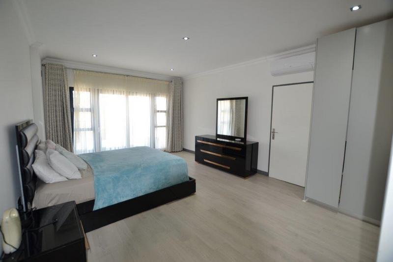 To Let 5 Bedroom Property for Rent in Copperleaf Estate Gauteng