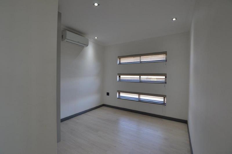 To Let 5 Bedroom Property for Rent in Copperleaf Estate Gauteng