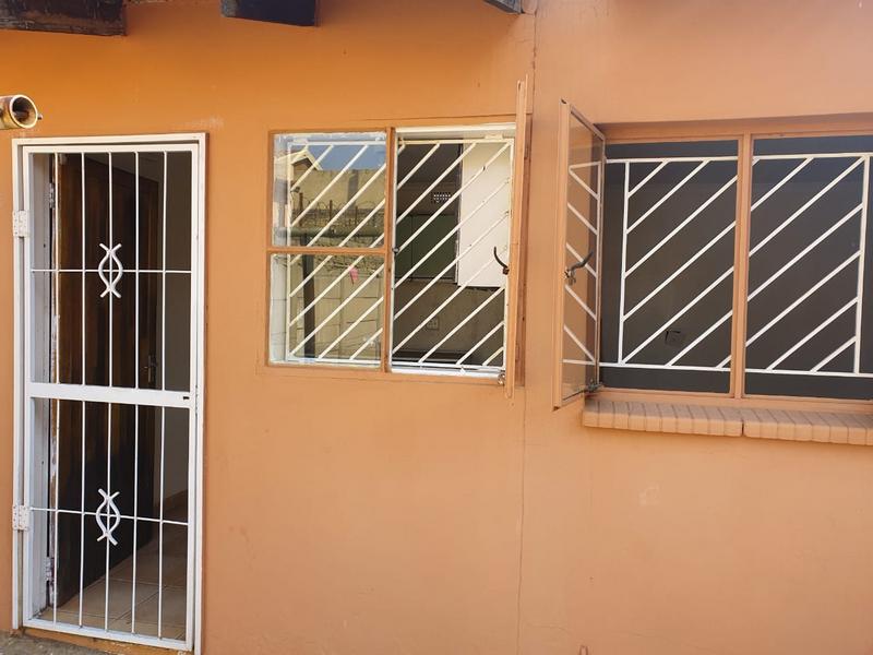 4 Bedroom Property for Sale in Eldorado Park Gauteng
