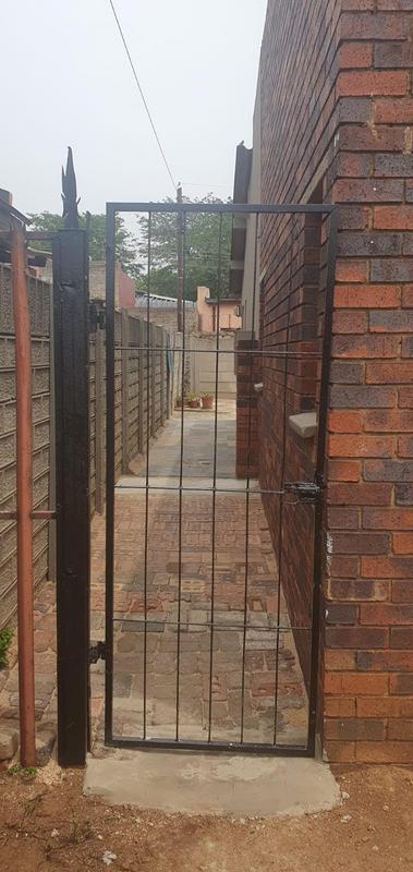 4 Bedroom Property for Sale in Eldorado Park Gauteng