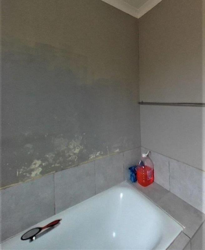 2 Bedroom Property for Sale in Lehae Gauteng