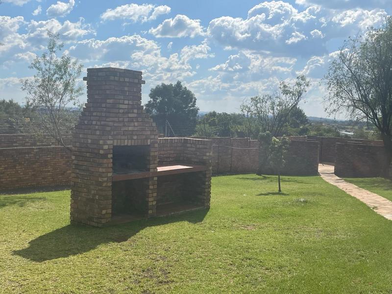 1 Bedroom Property for Sale in Rietvalleirand Gauteng