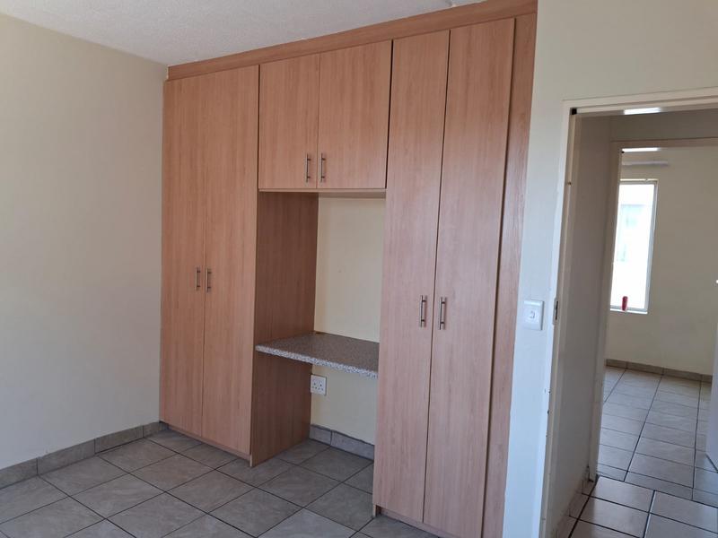 2 Bedroom Property for Sale in Vanderbijlpark SE 4 Gauteng