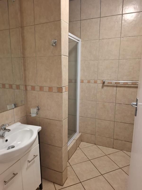 1 Bedroom Property for Sale in Tyger Valley Gauteng